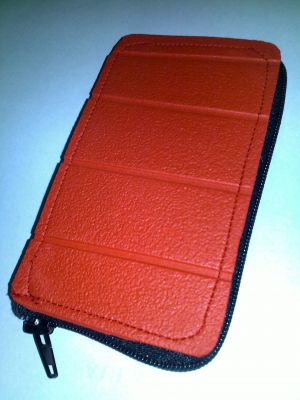 PORTA-MOEDAS coloridos - 4€ / BOLSA TELEMÓVEL - 9,5€ - mercadozito (pequeno artezanato)