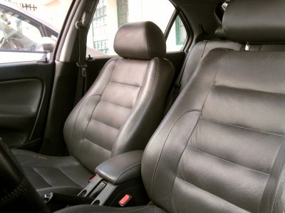 Honda Civic 1.4 i Profile