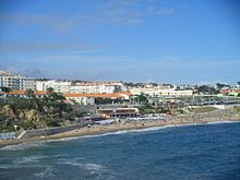 S. Pedro Estoril. Quarto mobilado com WC privativo. Sras.