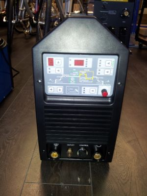 TIG 200 AC-DC Microprocessador IGBT Pulse.