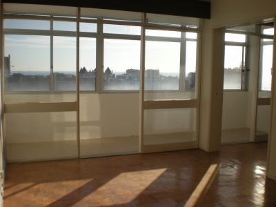 Apartamento de 4 Assoalhadas, com 100m2 na Parede - €102.500,00