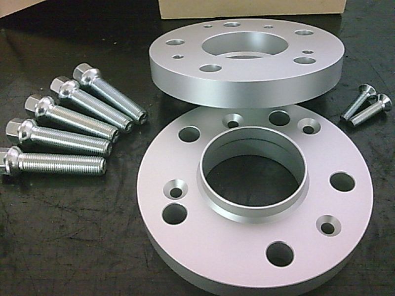 Alargadores de rodas VW, Audi, Mercedes, Fiat, Opel, ETC