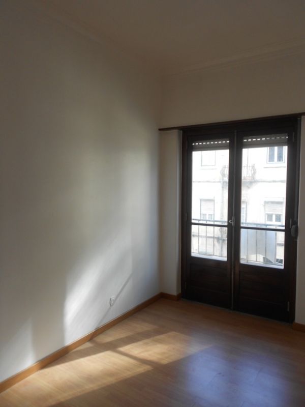 Apartamento T1 no Campo Pequeno