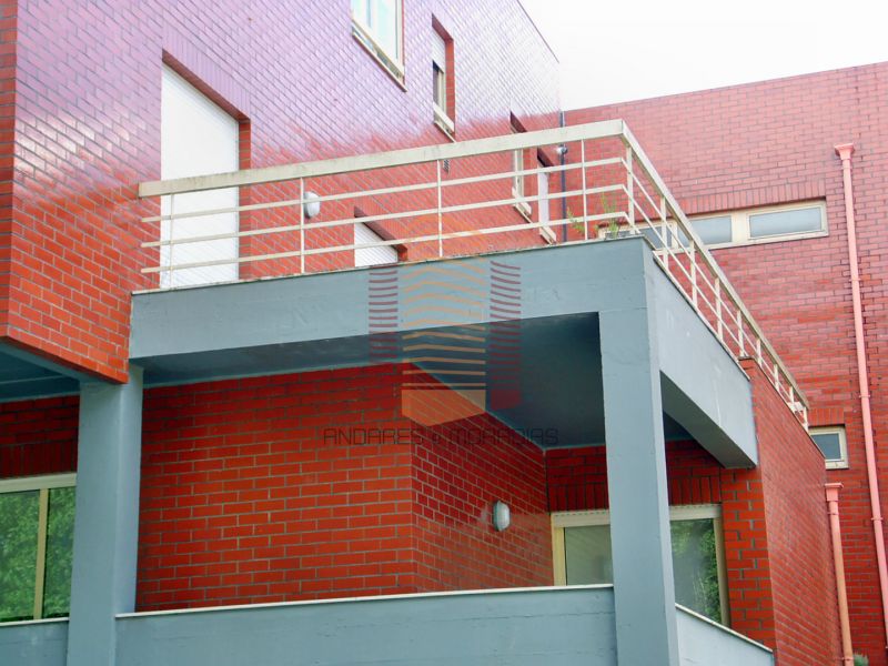 [6914] Grande T3 com varanda e terraço junto Acesso A29 - Arcozelo