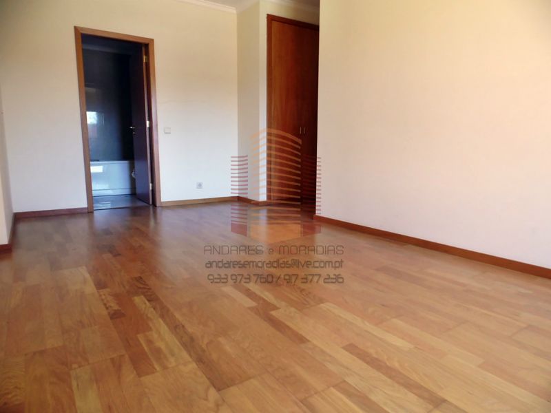 [6939] Bom T3 junto ao acesso A29 – Retoma bancária 