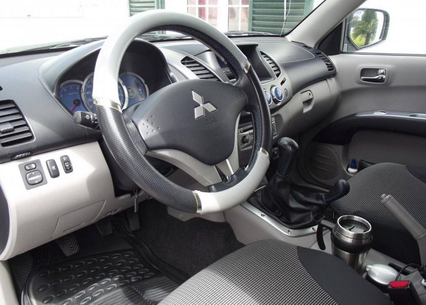 Mitsubishi L200 Strakar 