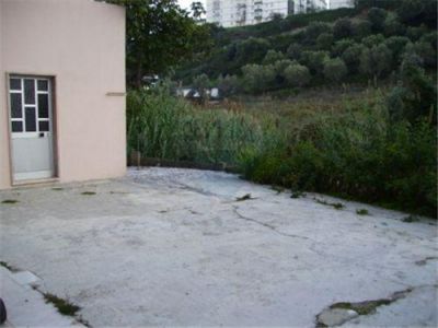 Moradia V6, box p/ 2 carros em 