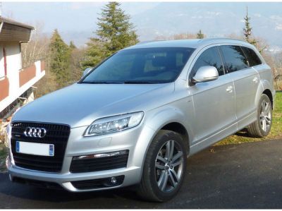 AUDI Q7 4.2 V8 FSI S LINE 7PL
