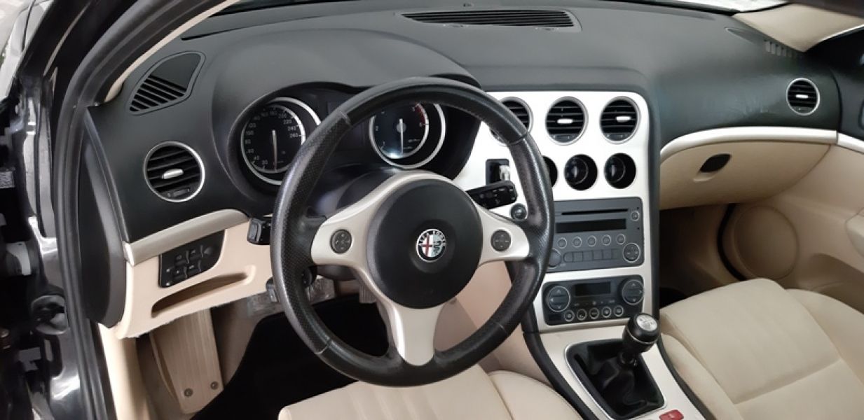 Alfa Romeo 159 SW Sportiva 1.9 JTDm 16V 150 CV