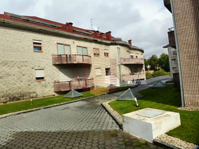 [7032] Bom T2, Canidelo acessos P. Arrábida – 100% financiado.