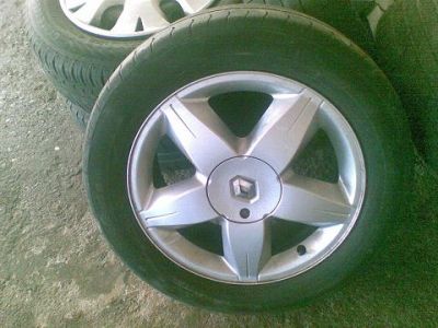 Jantes MEGANE 16´´ com pneus