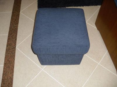 CERNE - 1 sofa individual + 1 puff  - 150 euros