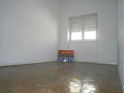 Junto ao Rio 2 Assoalhadas