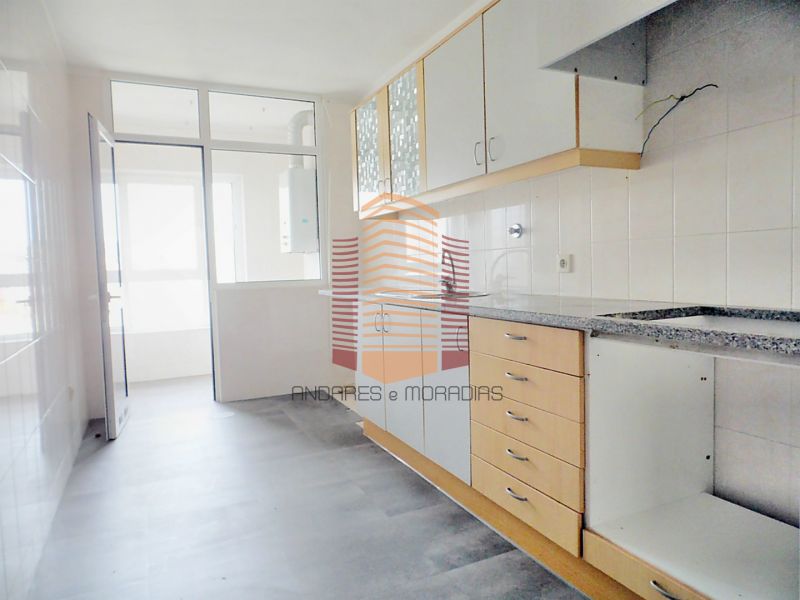 [2693RT] T3 prx Ponte Rio Tinto – Retoma bancária