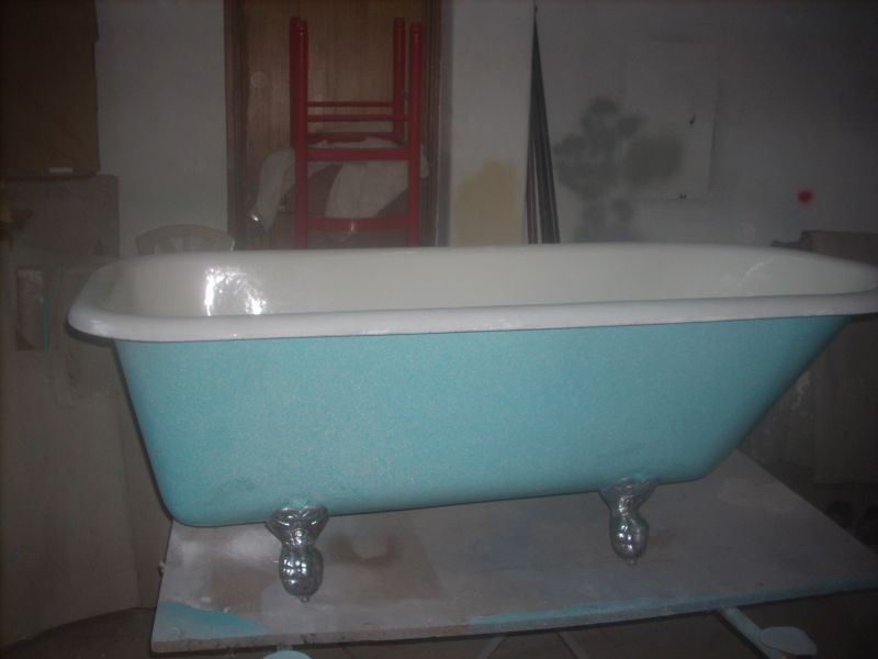 Banheiras Antiga Restaurada com pés de àguia