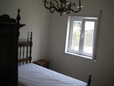 Alugo quartos em Odivelas