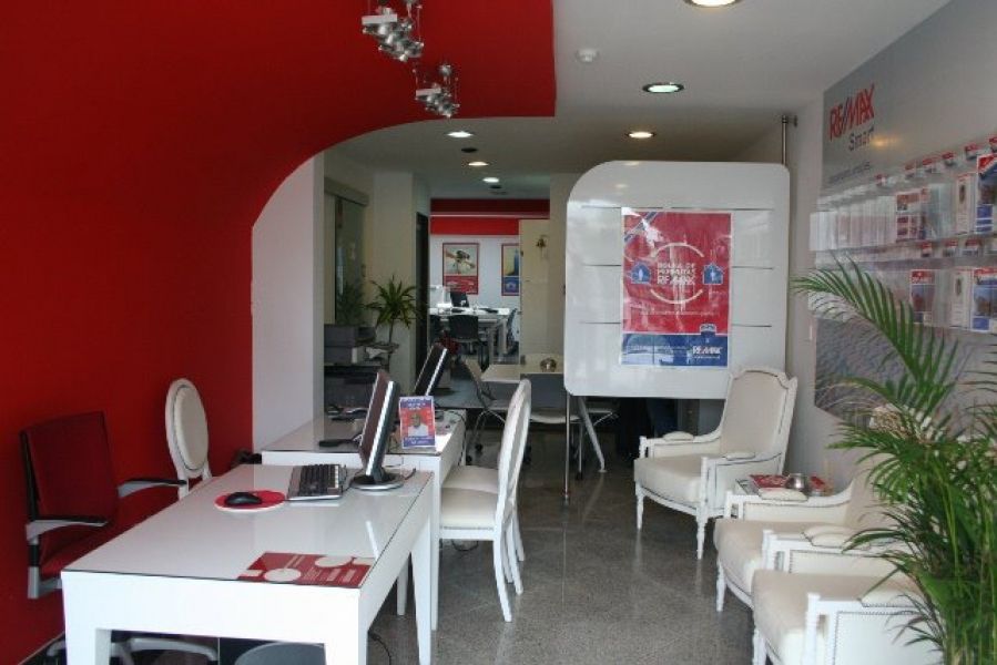 Recrutamos Bancários (M/F)	