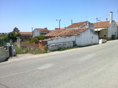 Terreno de 380m2 c/ area coberta de 200m2