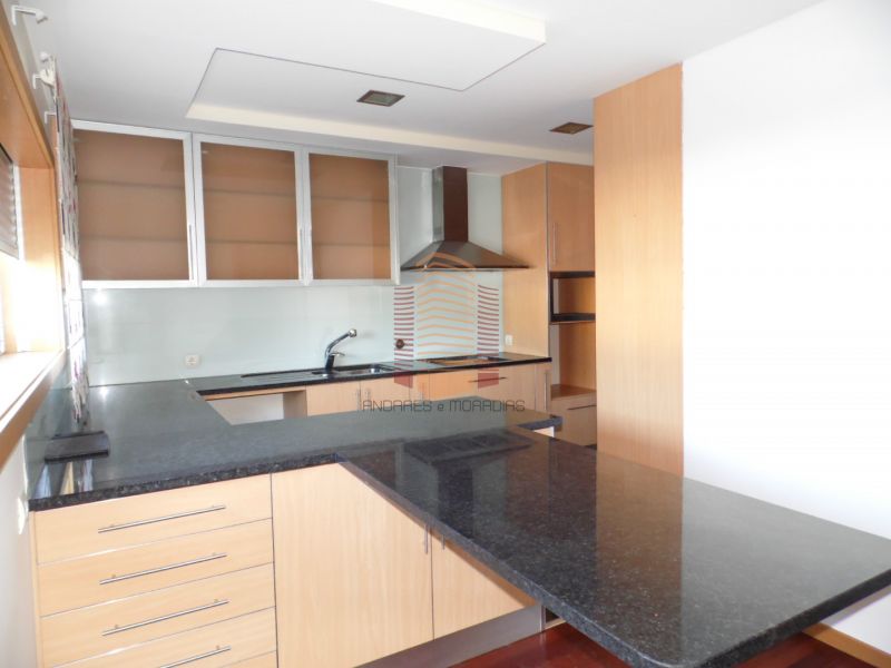 [6852] Moderna Moradia T3 na Madalena