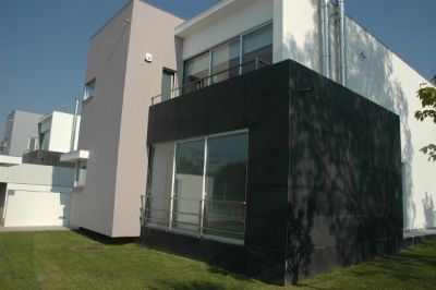 VENDA MORADIA LUXO V4 - ALMEIRIM - PORTUGAL