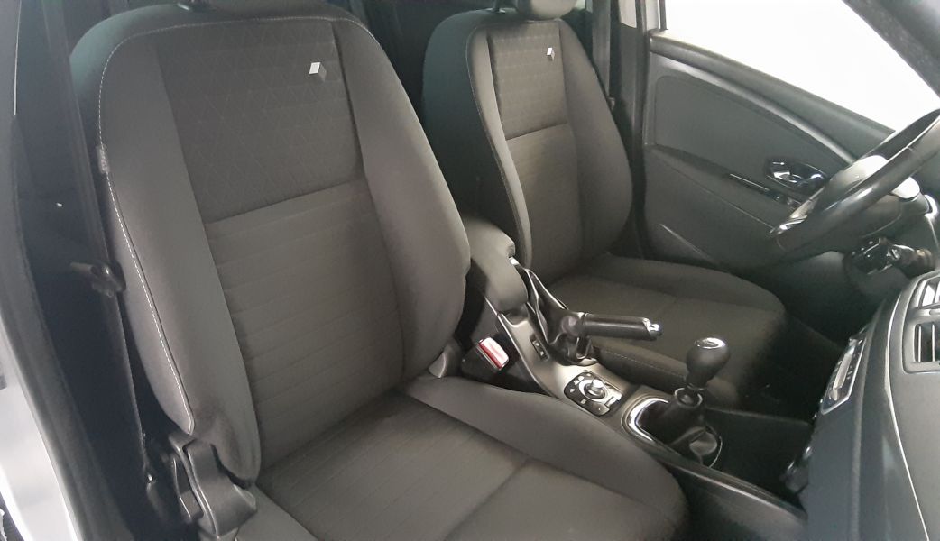 Renault Megane Sport Tourer Limited 1.5 DCI 110 CV (88.000 KMS)