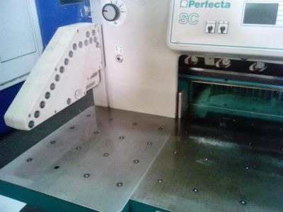 Guilhotina de corte de papel PERFECTA SC 76 -7000€