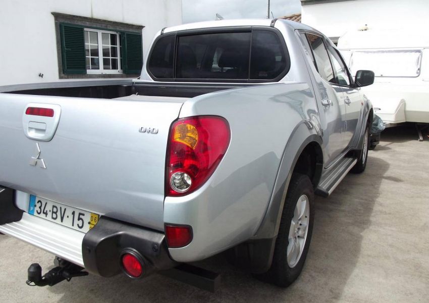 Mitsubishi L200 Strakar 