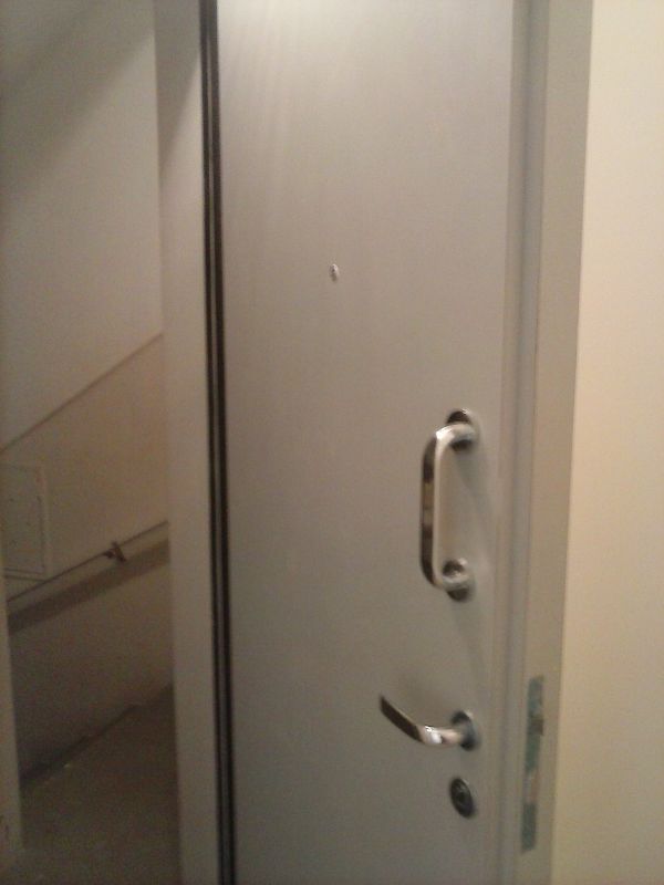 Porta acústica em madeira para isolar ruídos dentro do ambiente. RJ