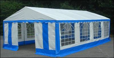 Tendas carpas, mesas desmontaveis e tapetes passadeira 