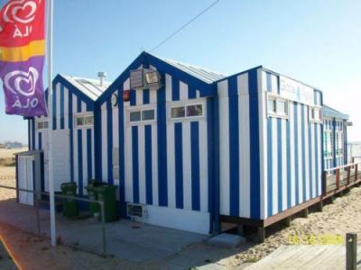 BAR no AREAL da PRAIA de BUARCOS