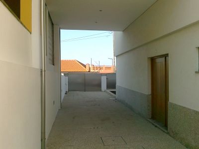 Vende-se Moradia na ARRÁBIDA