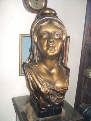 Busto Républica Portuguesa em terracota  150€