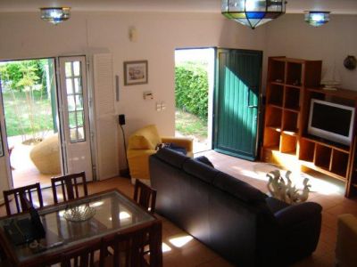 DISPONIVEL SETEMBR0 e OUTUBRO-Moradia com 3 quartos e jardim-Praia Verde,Algarve, Portugal