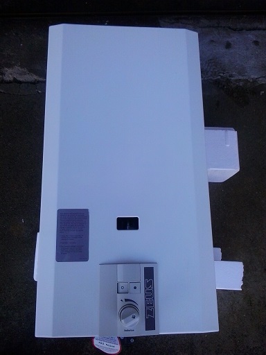 Esquentador Semi-Novo Zeus (inteligente)