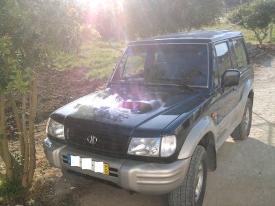 TROCO DOIS POR UM   (moto4 sportrax 450r+jip galloper por carrinha)