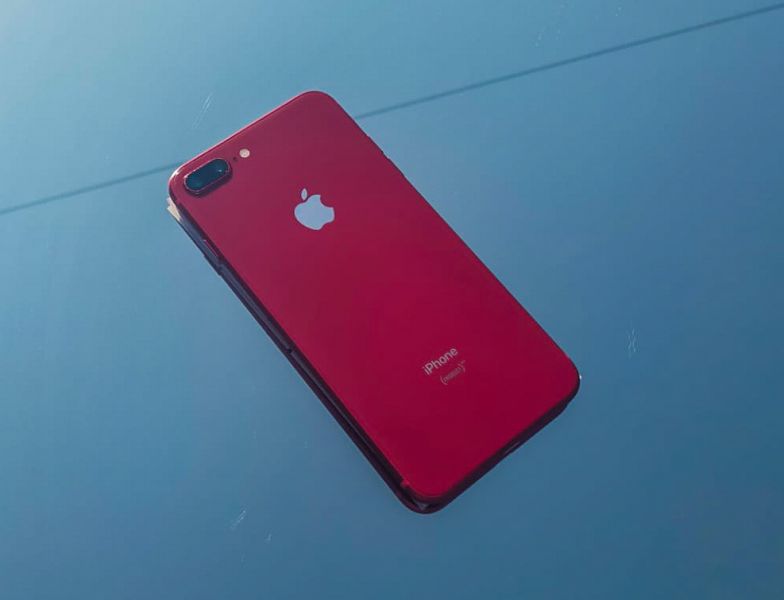 IPhone 8 Plus - Vermelho edição limitada