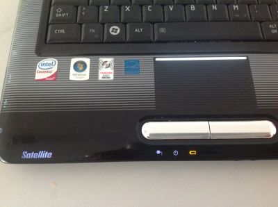 TOSHIBA A300  EM MUITO BOM ESTADO 15  - preço  300 euros