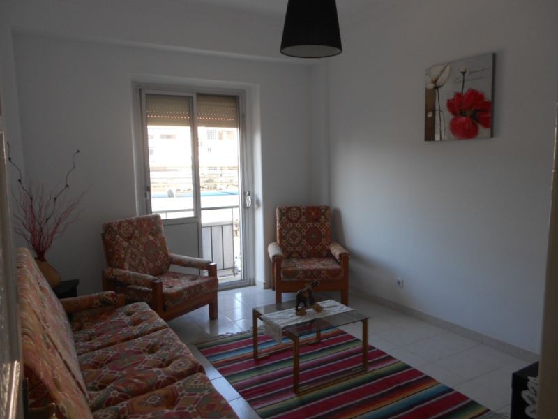 Apartamento T1 em Roma/Areeiro