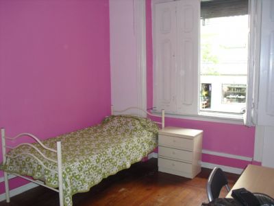 aluga-se quartos no marques de pombal