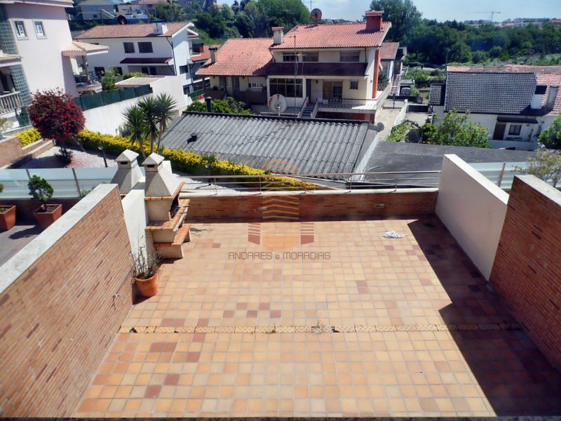 [6852] Moderna Moradia T3 na Madalena