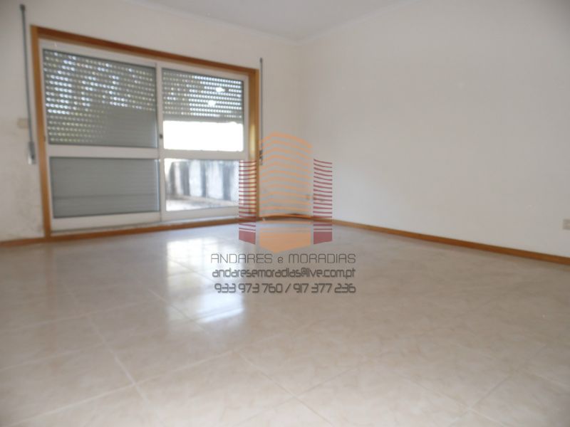 [1242F] T1 c/ grande terraço e garagem – 100% financiado