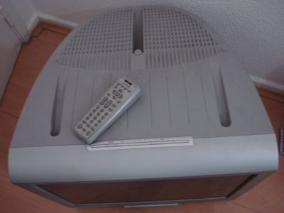 ((((( enorme , atractivo , belo )))))