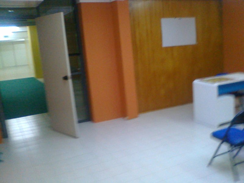 Loja - 370 m2 - R. Antero de Quental