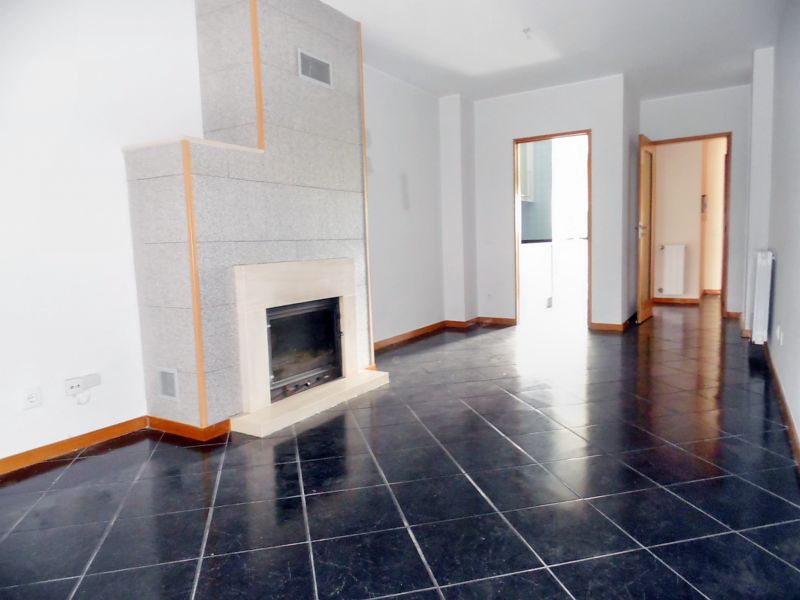 Andar moradia T2 com terraço de 2002 – 100% Financiado