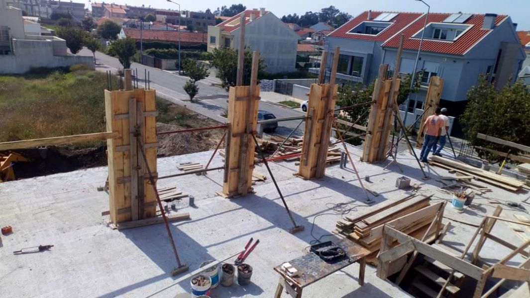 Remodelações gerais pedreiro trolha pintura pladur etc