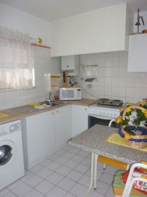 Vende-se Moradia V3 Geminada