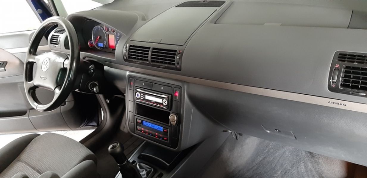 VW Sharan Confortline 1.9 TDI 115 CV