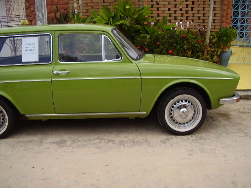 VARIANT I 1974 VERDE HIPIE (RARIDADE)