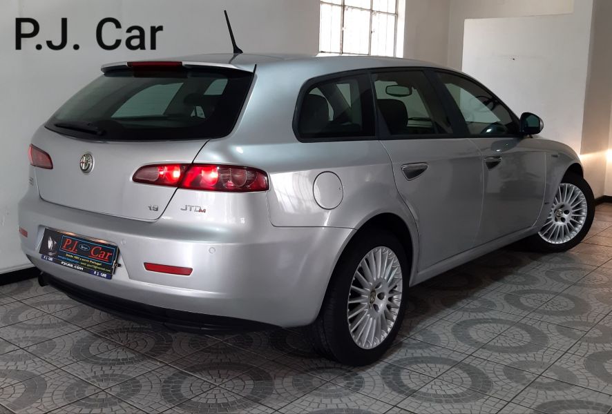 Alfa Romeo 159 Sportwagon 1.9 JTDm 150 CV