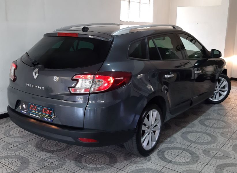 Renault Megane Sport Tourer Dynamique 1.5 DCI 110 CV 